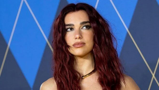dunyaca unlu yildiz dua lipadan filistin adimi israil destekcisi menajeriyle yollarini ayirdi pah5Slrm
