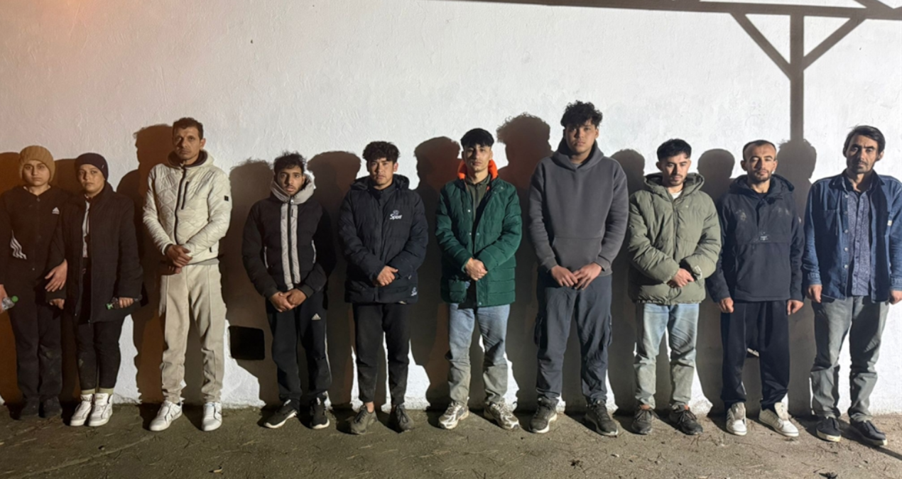 17 gocmen avrupaya kacacakken yakalandi MqWwlErs