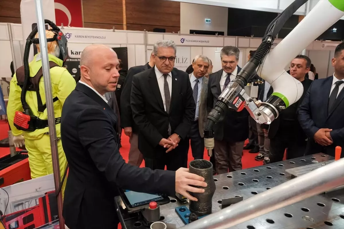 eskisehirde fabted fuari acildi TP35eCrq.jpg