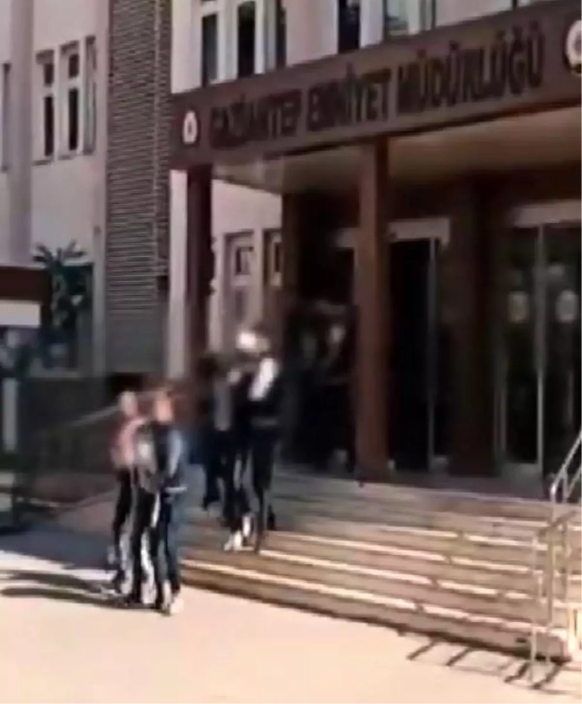 gaziantepte 32 suclu yakalandi MnNrs99X