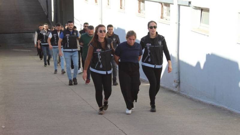 hazineye ait araziyi satma vaadiyle dolandiricilik 80 milyon tllik vurgun aQRK4GNW