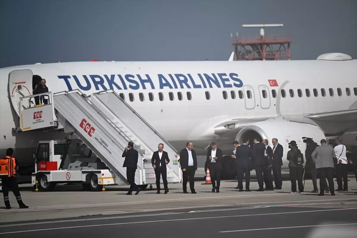 ozgurluk filosu koalisyonuactivistler istanbula dondu Jx4JdEYw