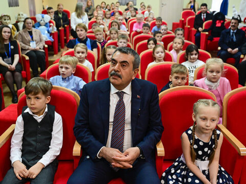 Ara tatillere yeni formül… Yaz tatillerine eklenebilir